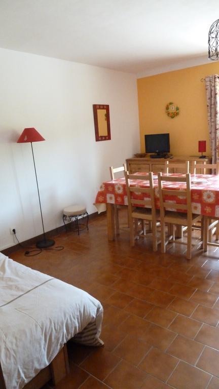 لو ساوز B&B Chalet La Providence الغرفة الصورة