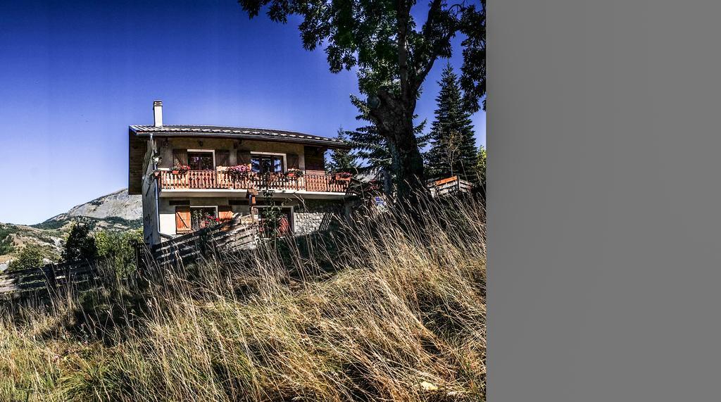 لو ساوز B&B Chalet La Providence المظهر الخارجي الصورة