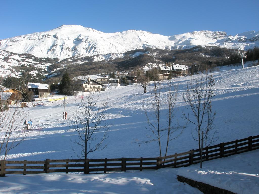 لو ساوز B&B Chalet La Providence الغرفة الصورة
